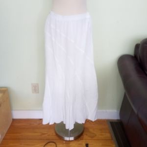 AGB...cotton skirt with lining..M